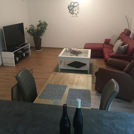 Peter'S Ferienwohnung Im Souterrain Neuried  Dış mekan fotoğraf